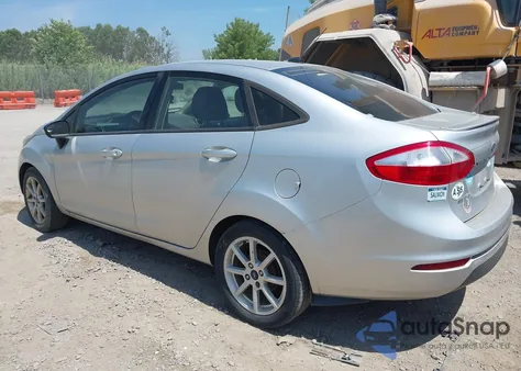 2014 Ford Fiesta Se из США, поврежденный, VIN 3FADP4BJ3EM240325